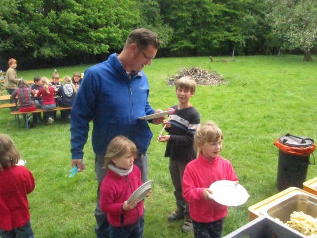 25.05.2013 Fußballübertragung bei "Väter zelten mit ihren Kindern"