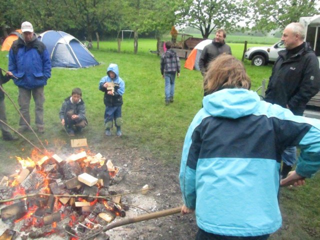 25.05.2013 Fußballübertragung bei "Väter zelten mit ihren Kindern"