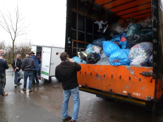 01.02.2014 Altkleiderstrassensammlung der Kolpingfamilie