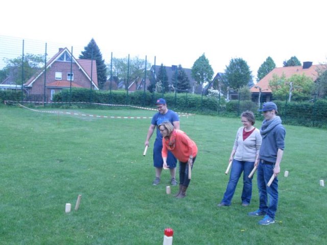 26.04.2014 die Kolpingfamilie Havixbeck spielt Kubb