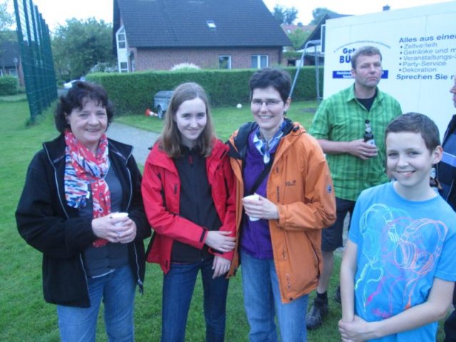 26.04.2014 die Kolpingfamilie Havixbeck spielt Kubb