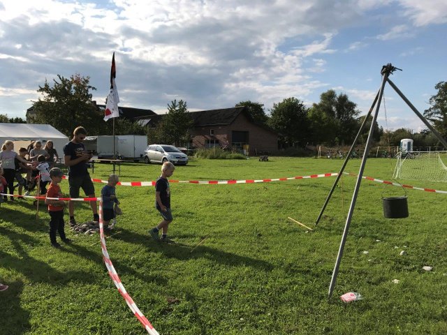 02.09.2017 Väter zelten mit Ihren Kindern