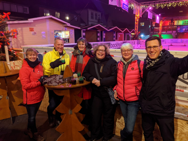 23.11.2021 Die Kolpingsfamilie-Havixbeck nahm beim Lattln auf der Eisbahn in Dülmen teil
