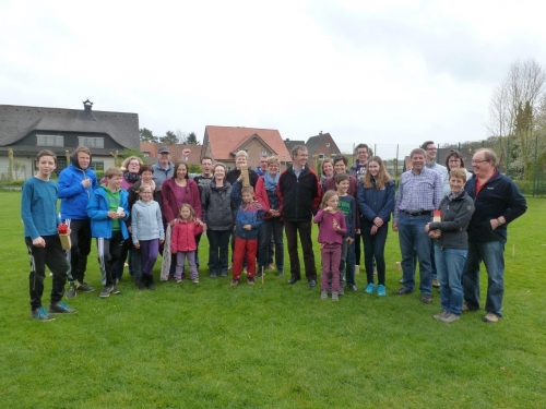 25.04.2015 Spiel-und-Spass-Nachmittag mit Wikingerschach auf dem Masbecker Bolzplatz